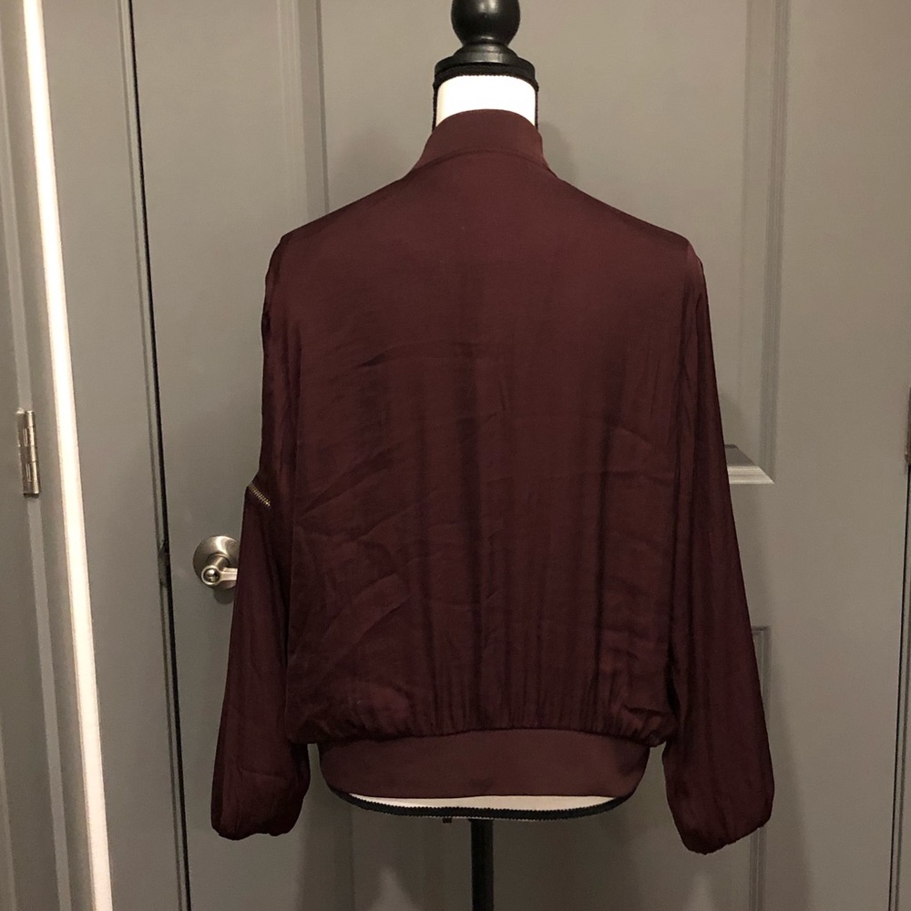 Jennifer Lopez Burgundy Bomber Style Jacket - Picture 4 of 4
